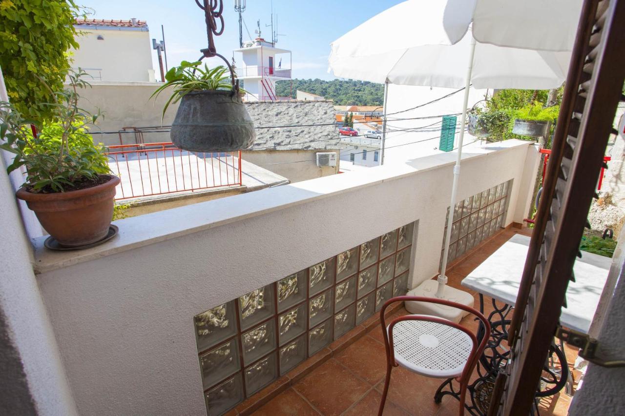 Apartments And Rooms With Wifi Makarska - 11063 Eksteriør bilde